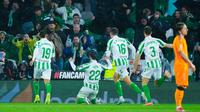 Isco benar-benar menjadi mimpi buruk bagi Real Madrid saat melawan Real Betis pada pekan ke-26 La Liga di Stadion Benito Villamarin, Minggu (2/3/2025) dini hari WIB. Pemain 32 tahun itu tampil sangat dominan di lini tengah. Dia bikin gol dan assist, yang memastikan Betis dapat tiga poin. (AP Photo/Jose Breton)
