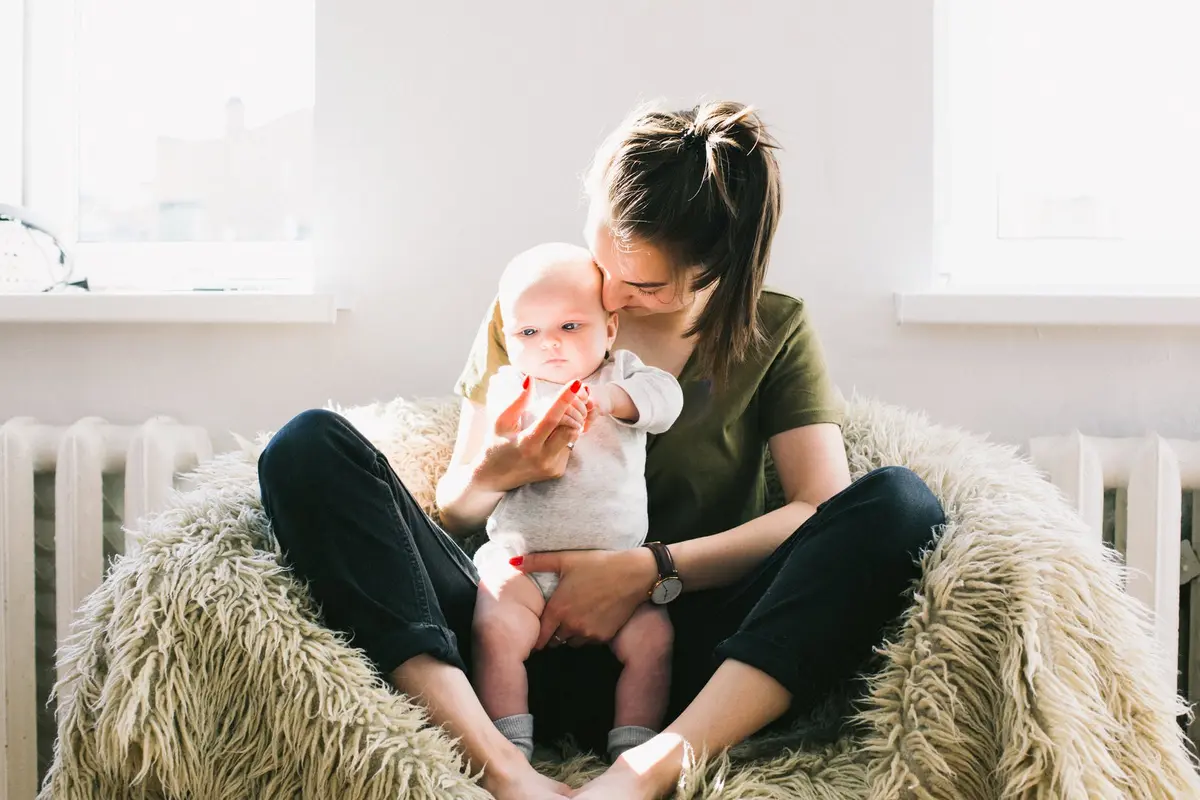 [bintang] 3 Zodiak Ini Paling Baik Soal Urus Anak dan Keluarga