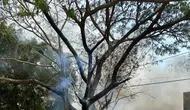 Gara-Gara Bakar Sampah Sembarangan, Api Melahap Warung dan Mobil di Tangerang