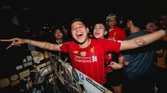 Nino RAN sudah menjadi penggemar Liverpool sejak kecil. Hingga sekarang, ia masih setia pada klub sepak bola yang berjuluk The Reds itu. Agar acara berlangsung seru sesuai dengan apa yang disukainya, pelantun lagu 'Dekat di Hati' itu pun menggelar pesta ulang tahun dengan tema klub bola favoritnya. (Liputan6.com/IG/@ninokayam)