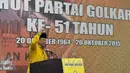 Ketum Partai Golkar versi Munas Ancol, Agung Laksono berpidato pada HUT Partai Golkar ke-51 di Kantor DPP Golkar, Jakarta, Selasa (20/10). Pada perayaan kali ini, Golkar sedang menghadapi konflik dualisme internal. (Liputan6.com/Andrian M Tunay)