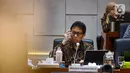 Menteri Kesehatan Budi Gunadi Sadikin saat mengikuti rapat kerja bersama Komisi IX Dewan Perwakilan Rakyat (DPR) RI di Kompleks Parlemen, Senayan, Jakarta, Selasa (11/2/2025). (Liputan6.com/Angga Yuniar)