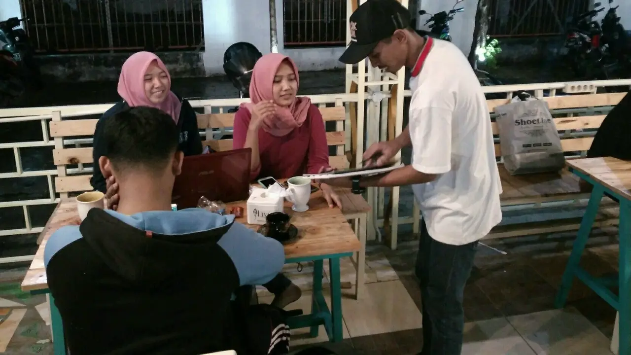 Kafe Mbok Kom