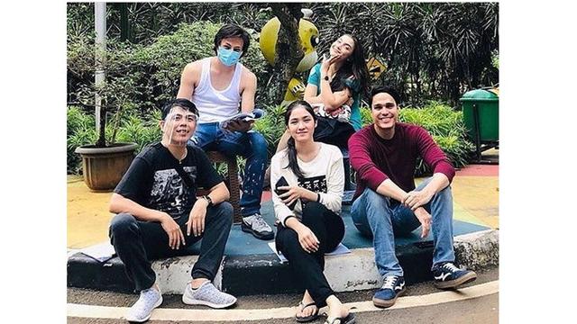 6 Momen Kedekatan Cut Syifa dan Mischa Chandrawinata, Curi Perhatian