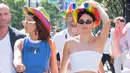Namun ternyata, teman-teman Bella Hadid   masih belum bisa percaya sepenuhnya.   Dilansir dari HollywoodLife, beberapa   waktu lalu Bella Hadid pergi ke Bahamas   bersama dengan para sahabat termasuk   Kendall Jenner. (worldofwonder.net)