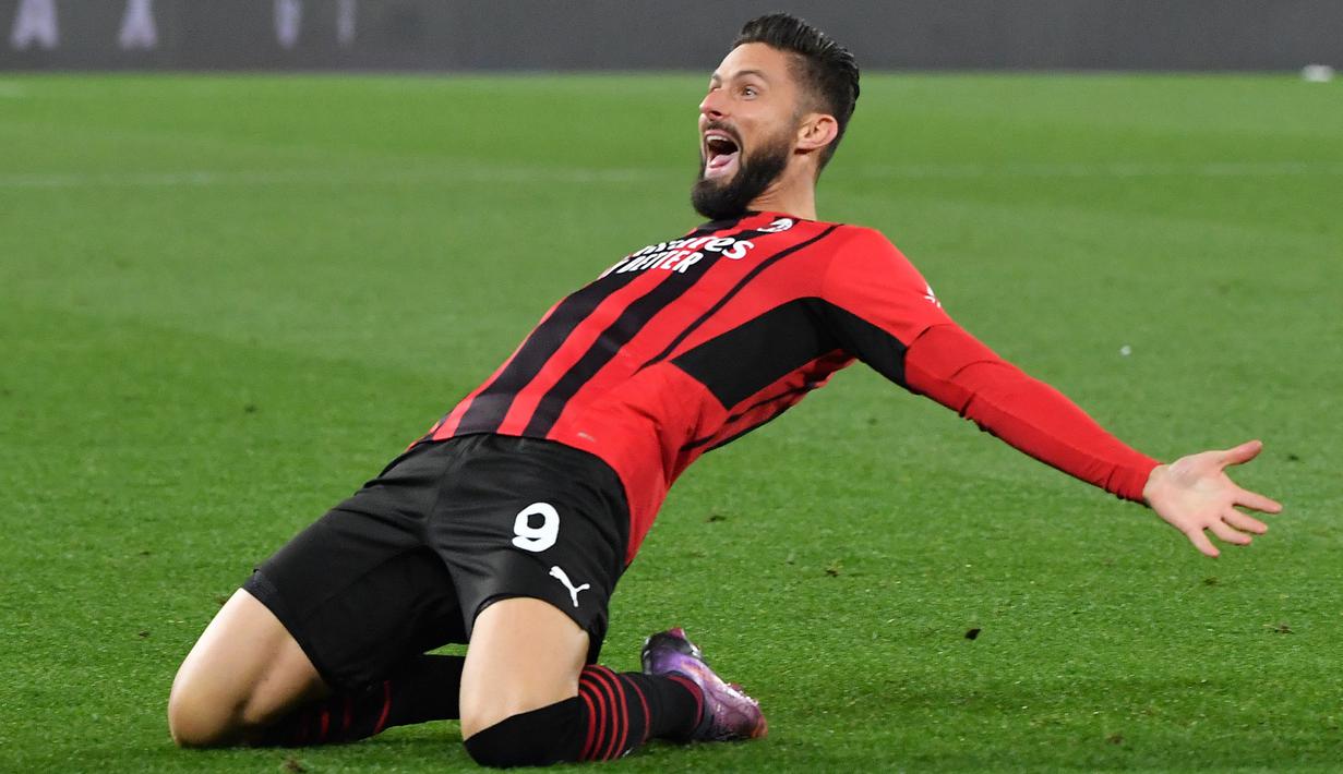 Olivier Giroud. Striker berusia 34 tahun yang kini menjalani musim pertama bersama AC Milan ini telah mencetak total 278 gol di semua ajang. Rinciannya adalah 232 gol dicetak bersama klub dan 46 gol bersama Timnas Prancis. (AFP/Tiziana Fabi)