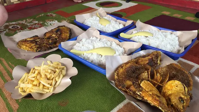 RM Lesehan Terapung Tumaritis