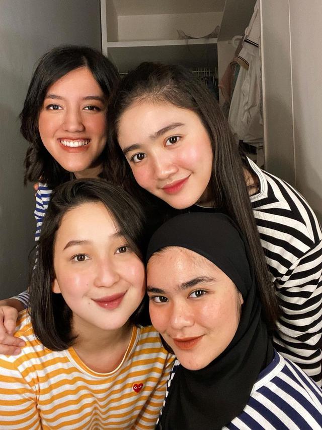 Sivia Azizah Resmi Menikah, Ini 6 Transformasi Kebersamaan Anggota Eks Blink