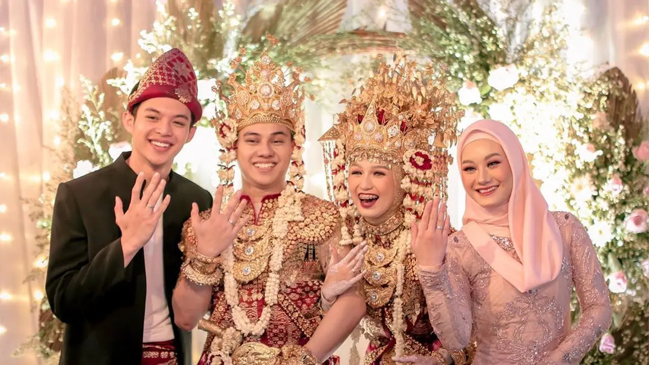 7 Momen Kompak Dinda Hauw dan Rey Mbayang dalam Pernikahan Sang Kakak