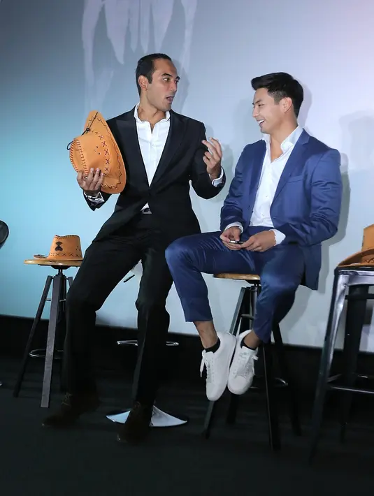 "Ide dasar mulai sudah beberapa tahun lalu, saya suka genre Western banyak saya nonton. Idenya konsep kalau kita buatkan satu film western di Indonesia boleh juga kan,” tutur Mike soal film garapannya tersebut. (Deki Prayoga/Bintang.com)