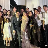 Gaya Para Atlet Badminton hingga Musisi Hadir di Resepsi Mikha Angelo dan Gregoria Mariska Tunjung. [@gamaliel]