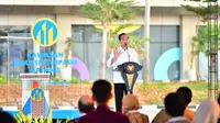 Presiden Joko Widodo saat meresmikan operasional Kawasan Industri Terpadu (KIT) Batang di Kabupaten Batang, Provinsi Jawa Tengah, pada Jumat, 26 Juli 2024. (Foto: Presiden.go.id)