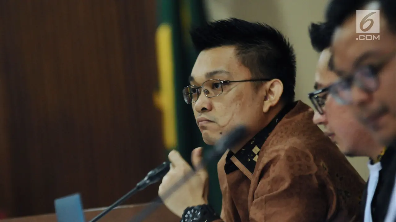 Terduga Penyuap Ketua Pengadilan Tinggi Manado Jalani Sidang Lanjutan