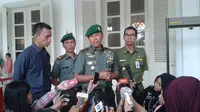 Pangdam Jaya Mayjen TNI Agus Sutomo mengklaim, saat dirinya masih menjabat Danjen Kopassus, hampir tiap hari membantu membersihkan Ciliwung.