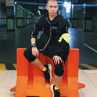 Gaya Saaih Halilintar yang terkesan nyentrik. (instagram/saaihhalilintar)