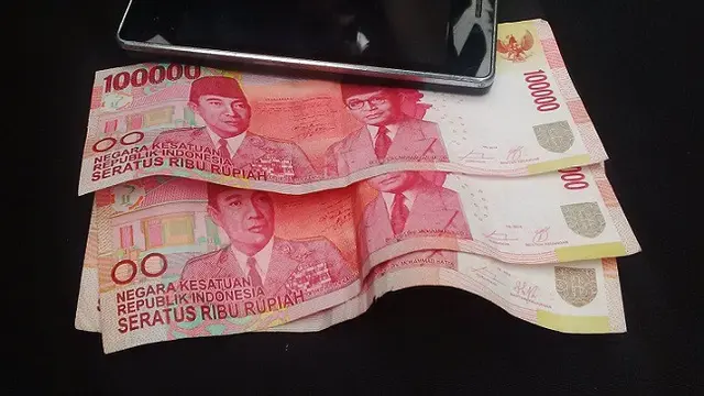 Demi Fantasi Seks, Pria Surabaya Tega Jual Istri