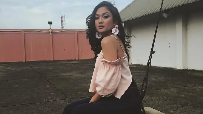 [Bintang] Marion Jola Bakal Garap Karya Usai Ujian Nasional