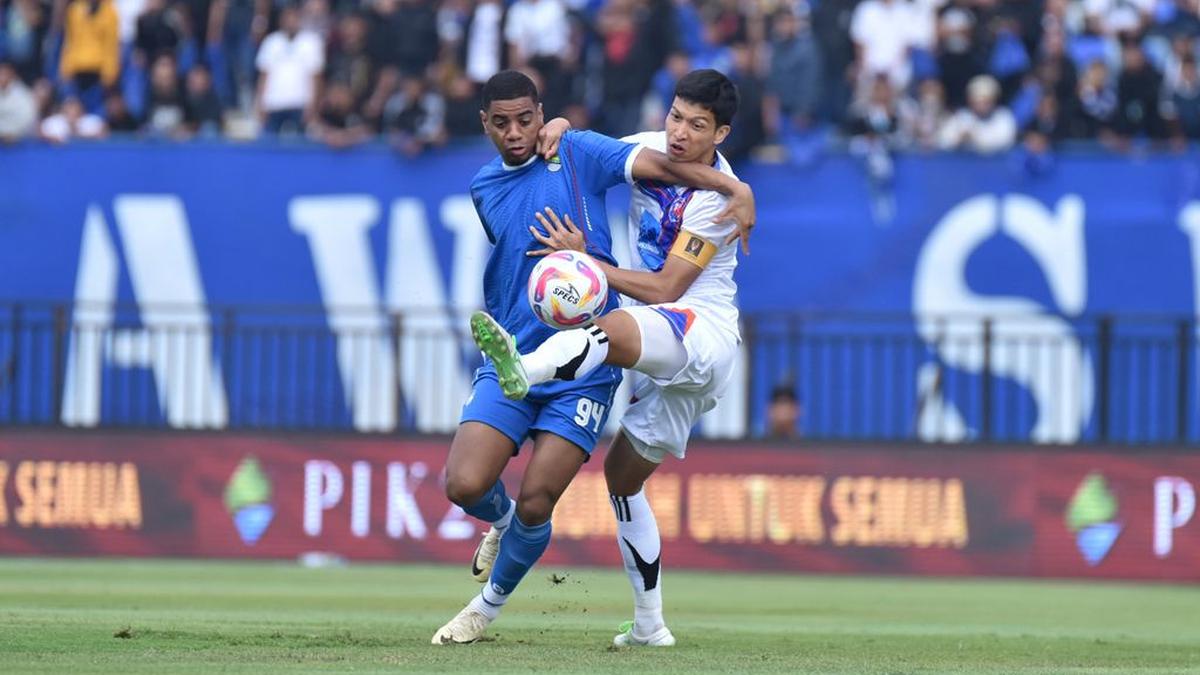 Hasil Piala Presiden 2025 Persib Bandung vs Port FC: Pangeran Biru Tumbang di Hadapan Bobotoh