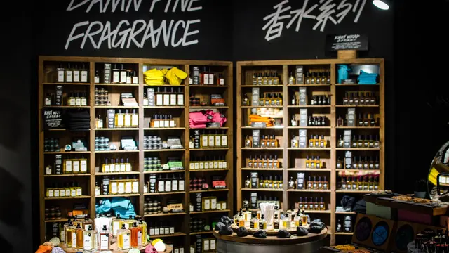 Ilustrasi Lush