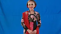 6 Potret Krisdayanti dalam Balutan Kebaya Tradisional, Elegan Penuh Keanggunan