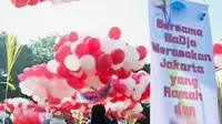 Ribuan balon juga untuk mengapresiasi kinerja Gubernur DKI Jakarta Basuki Tjahaja Purnama atau Ahok dan wakilnya Djarot Saiful Hidayat sebagai pemimpin Ibu Kota. (Liputan 6 SCTV)