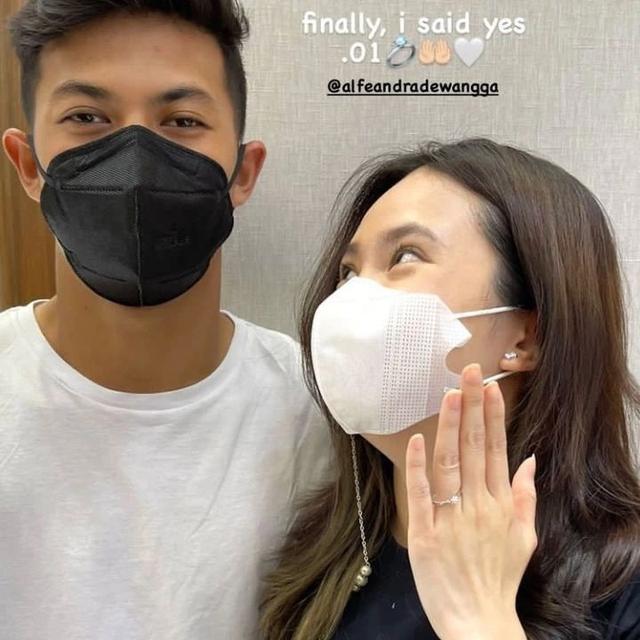 Alfeandra Dewangga dan Vivi Novika