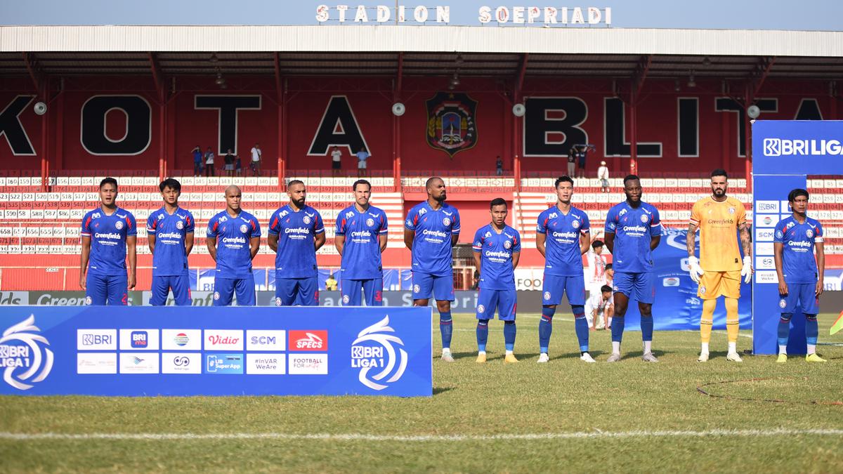 Hasil BRI Liga 1: Arema FC Ngamuk di Blitar, Bantai PSS 6-2