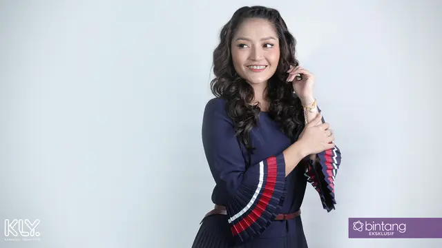 [Bintang] Siti Badriah