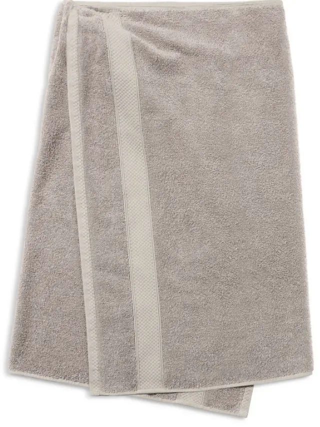 Rok Handuk Balenciaga. Dok. Balenciaga