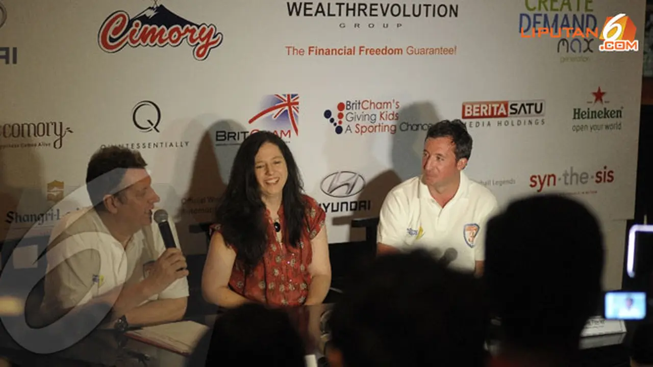 robbie-fowler-131125a.jpg