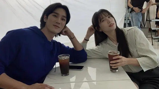 Potret Park Ji Hyun dan Ahn Bo Hyun