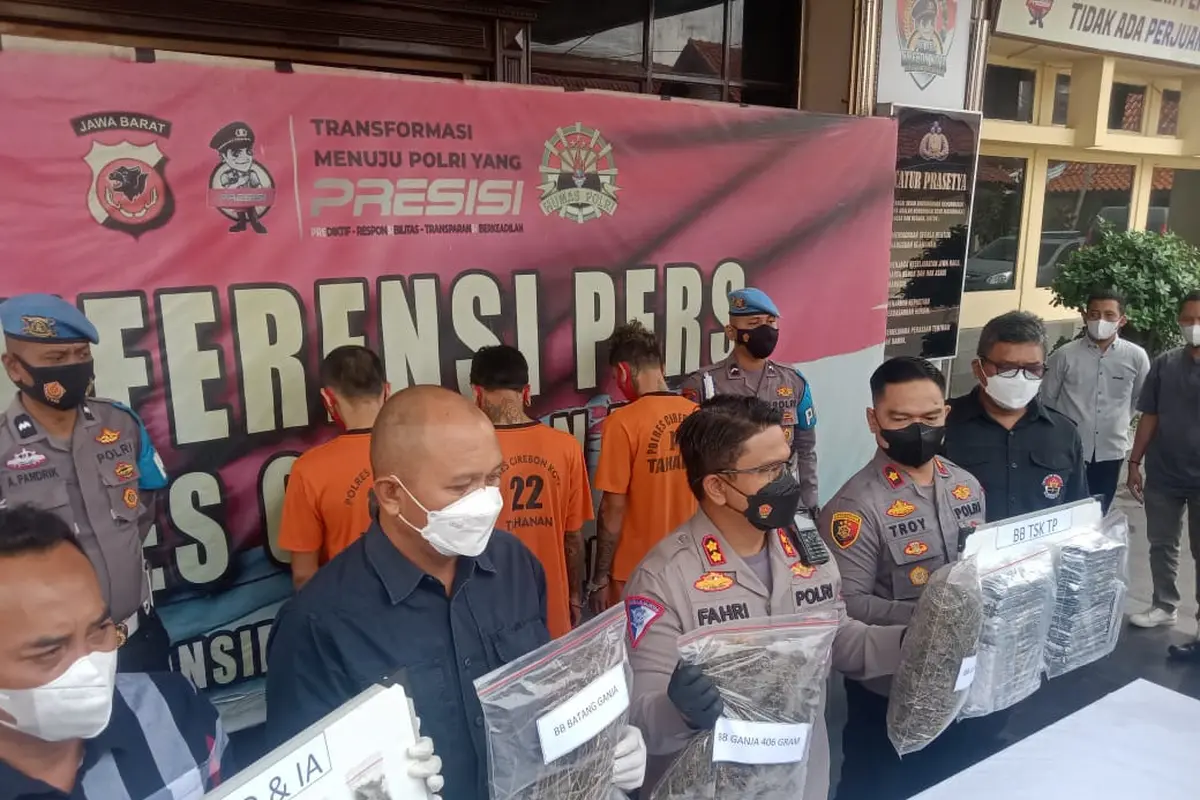 Cerita Polisi Tangkap Pengedar Ganja di SPBU Cirebon