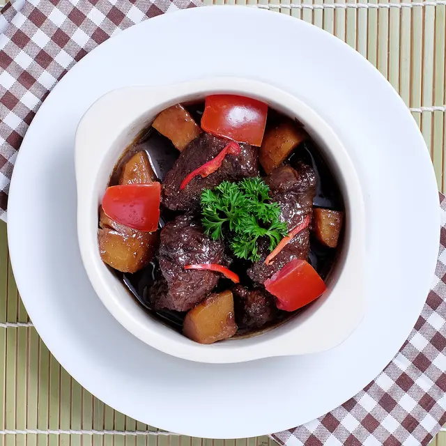 Resep Semur Daging Betawi Empuk Dan Enak Lifestyle Fimela Com