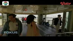Pemandangan Kota Seoul dari atas kapal terlihat sangat mengesankan.