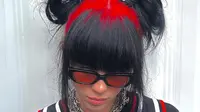 Billie Eilish Suka Gonta-ganti Cat Rambut, Terbaru Pilih Warna Merah Menyala (Tangkapan Layar Instagram/billieeilish)