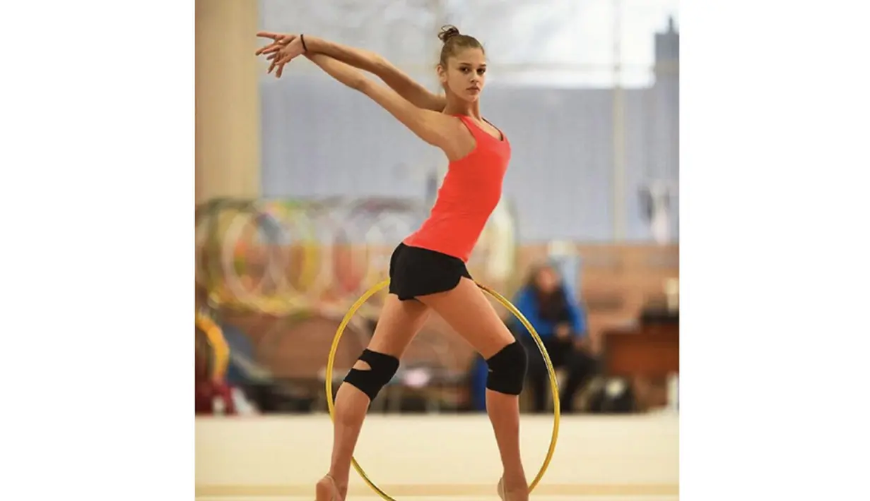 Aleksandra Soldatova memulai karir senior  tahun 2014 pada ajang Moscow Grand Prix. (Bola.com/Instagram/sanchos21)