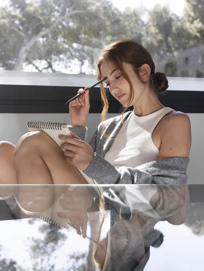 wanita januari journaling