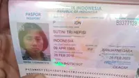TKI Sutini pulang dari Singapura ke Banjarnegara hanya berbekal paspor. (Liputan6.com/Dok. FMN/Muhamad Ridlo)