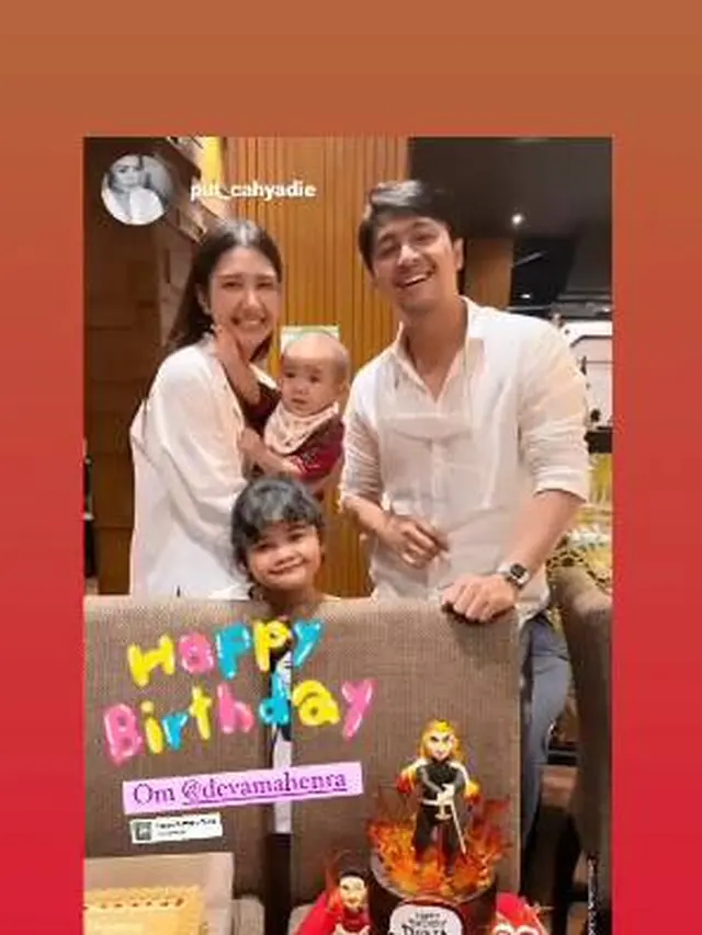 Rayakan Bersama Mikha Tambayong, Ini 6 Momen Ulang Tahun Deva Mahenra