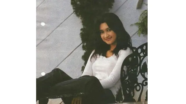 6 Foto Jadul Nafa Urbach, Bukti Cantik Sedari Dulu
