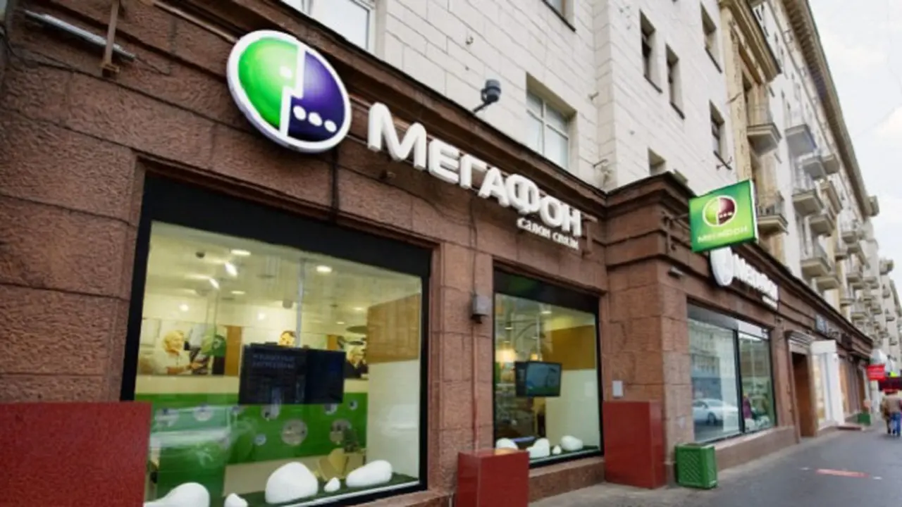 Operator Seluler Rusia Sesumbar Mampu Jual 750 Ribu iPhone