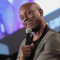 Aktor Tyrese Gibson memeluk agama Islam di tahun 2014 silam. Tak hanya itu, Tyrese juga sangat antusias menyambut datangnya bulan Ramadhan. (AFP/Bintang.com)