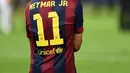 Neymar terlihat berdoa usai pertandingan final Liga Champion di  Olympic Stadium, Berlin, Minggu (7/6/2015). Barcelona keluar sebagai juara usai mengalahkan Juventus dengan skor 3-1. (AFP Photo/Patrik Stollarz)