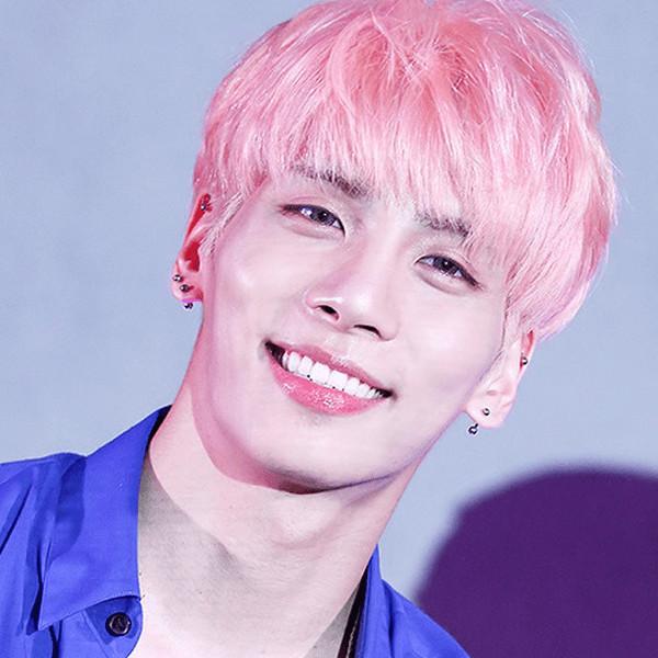 Seperti yang dilansir dari Koreaboo, pihak kepolisian mengonfirmasi jika Jonghyun SHINee meninggal dunia. (foto: goodmomusic.net)