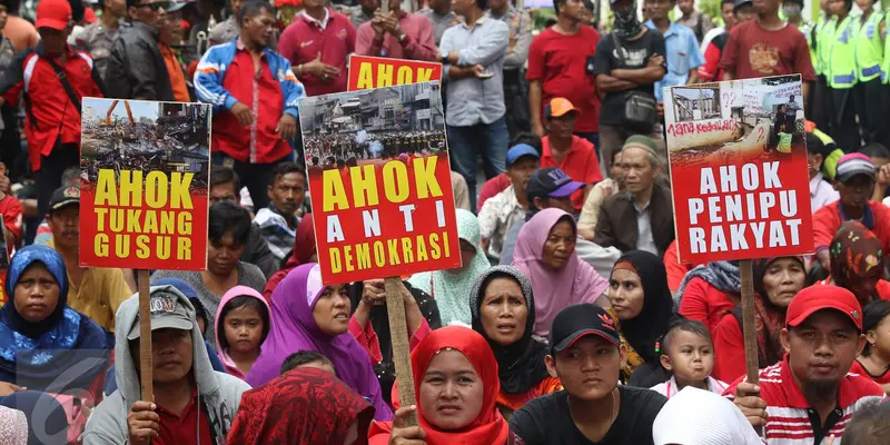 20160907-Ratusan Orang Anti Ahok Demo Kantor PDIP Dukung Risma Maju Pilgub DKI-Jakarta