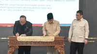 Ketua Umum Asprindo, Jose Rizal menandatangani Memorandum of Understanding (MoU) dengan Menteri Desa dan Pembangunan Daerah Tertinggal RI, Yandri Susanto.