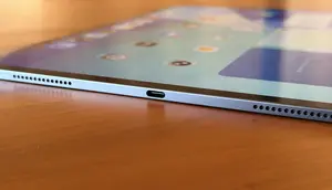 Ini 5 Fungsi Port USB-C di iPad yang Jarang Diketahui
