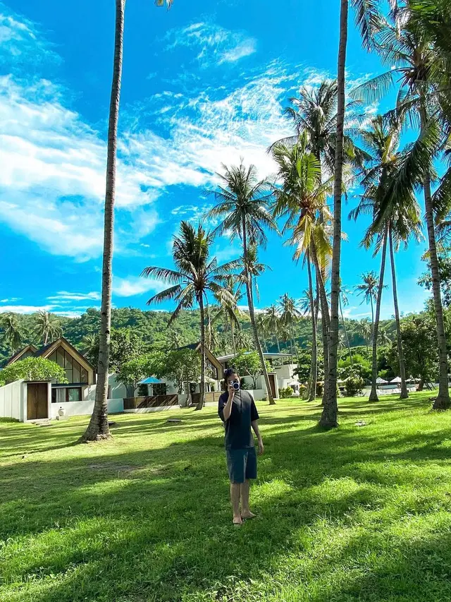 Angga Yunanda berlibur di Lombok (foto: Instagram/@anggayunandareal16)