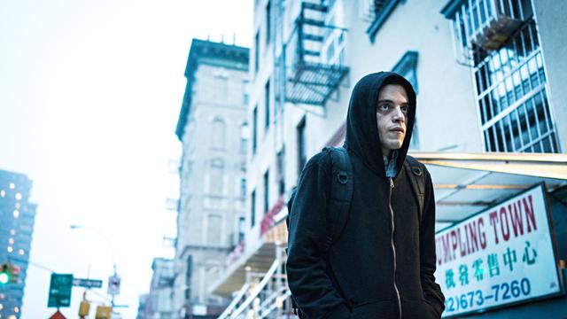 Rami Malek di Mr. Robot