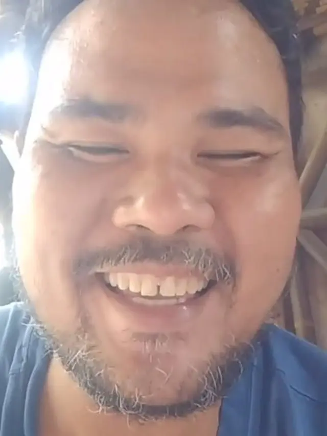 Sempat Stroke, Ini 6 Potret Terbaru Fahmi Bo TOP yang Kini Jualan Roti